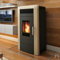 Пелетна камина с водна риза COMMO 15kW