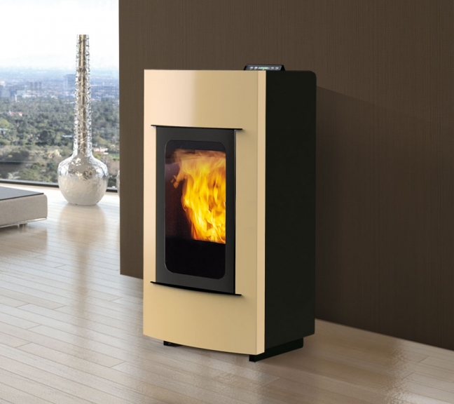 Пелетна камина с водна риза NELLY 23kW Пелетна камина с водна риза NELLY 23kW